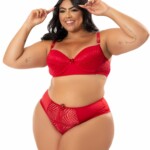 Conjunto Plus Size com renda vazada