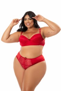 Conjunto Plus Size com renda vazada