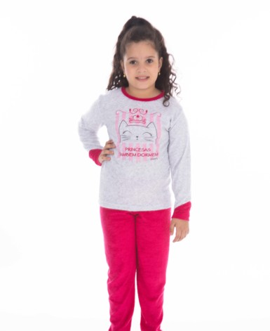 Pijama infantil em plush