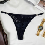 Tanga Fio Dental com Biju e Elástico Franzido