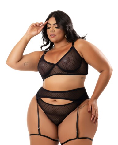Conjunto plus size sexy em tule dot com cinta liga