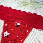 Tanga em Suede Estampado com Renda