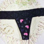 Tanga em Suede Estampado com Renda