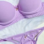 Conjunto em Microfibra Canelada com Pingente