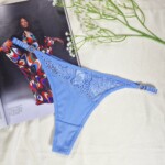 Tanga Fio Dental com Biju e Elástico Franzido