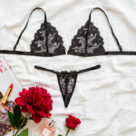 Conjunto Fio Dental com Tule Bordado